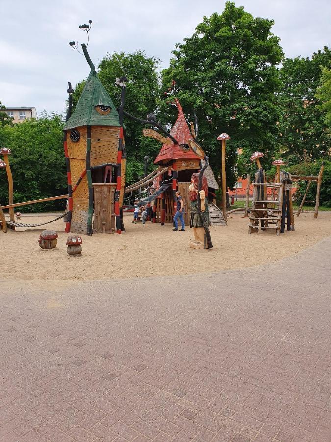 Blue Chili 08 - Magdeburg 2-Zimmer Altbau, Wi-Fi, 5 Pax Ngoại thất bức ảnh
