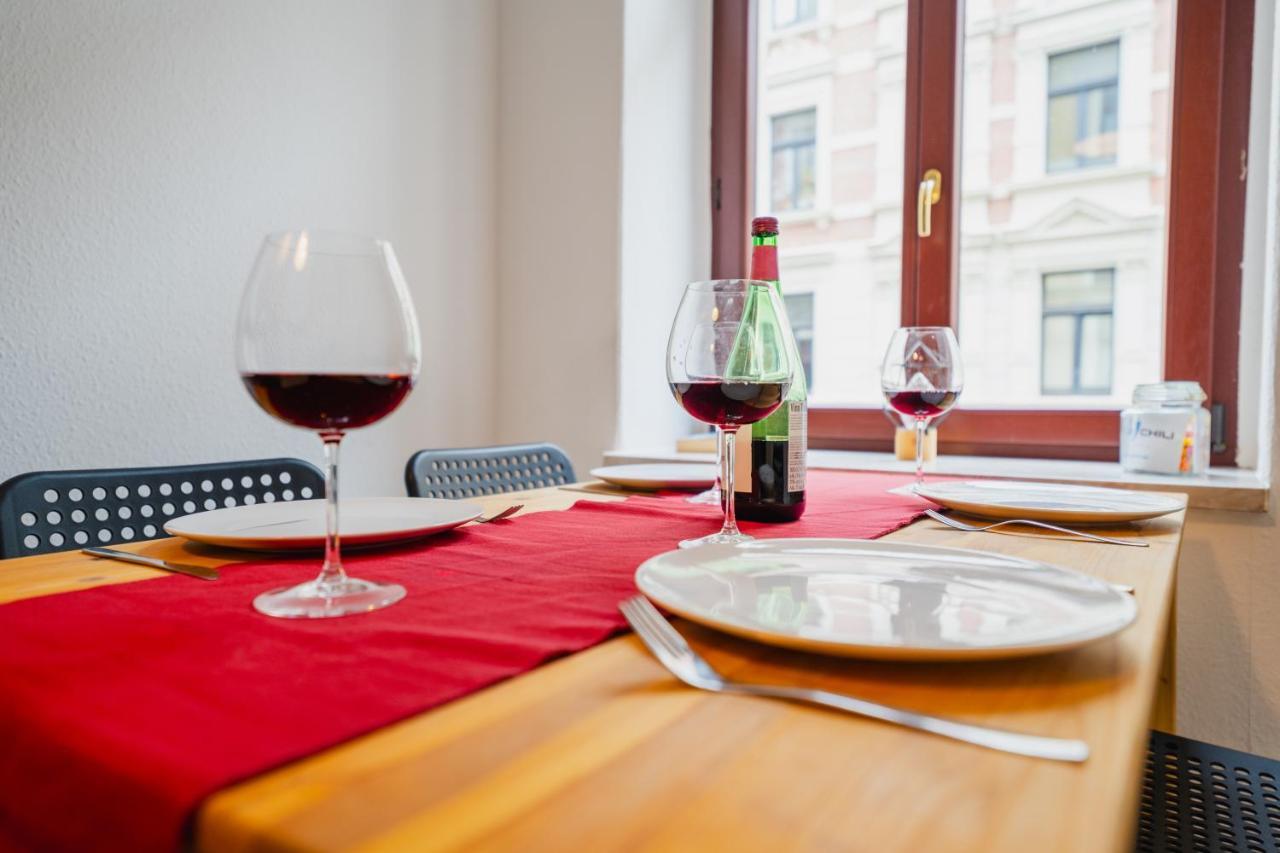 Blue Chili 08 - Magdeburg 2-Zimmer Altbau, Wi-Fi, 5 Pax Ngoại thất bức ảnh